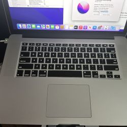 MacBook Pro 15” (2015 Retina) – i7 / 16GB / 500GB SSD 