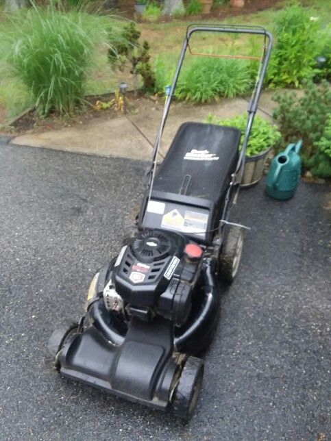 Craftsman Self Propelled Lawnmower