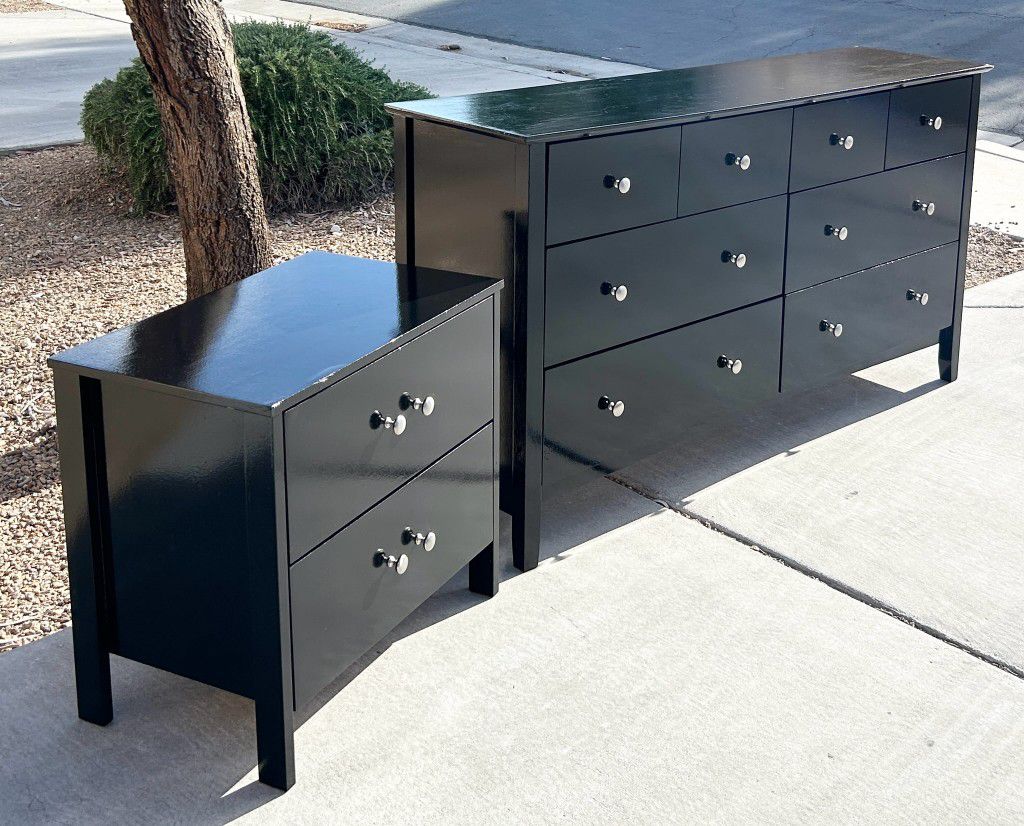 Furniture Dresser
Set *** Price Includes Local Delivery ***