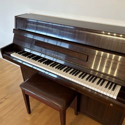 Samick Upright Piano 