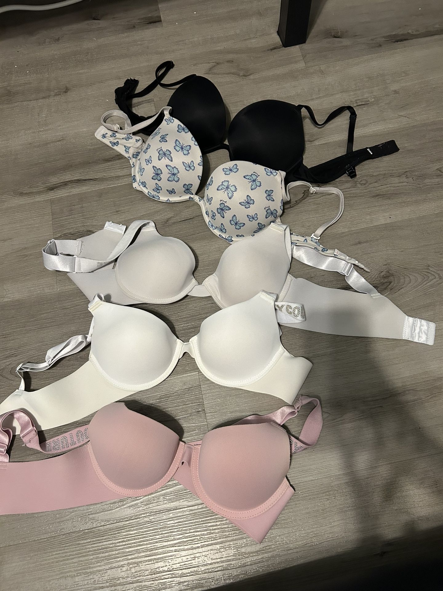34b Bra Victoria Secret