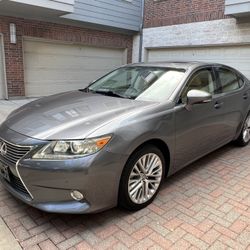 Nice 2013 Low Mileagev75000