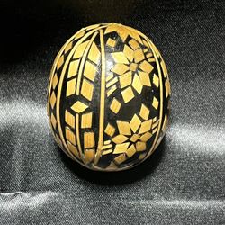 Straw Marquetry Egg Czech  
