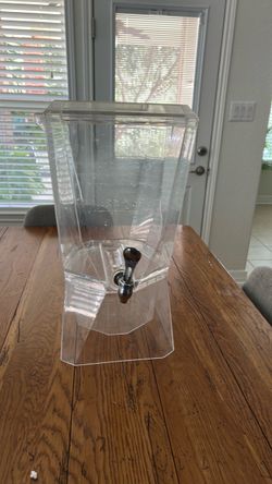 Beverage dispenser