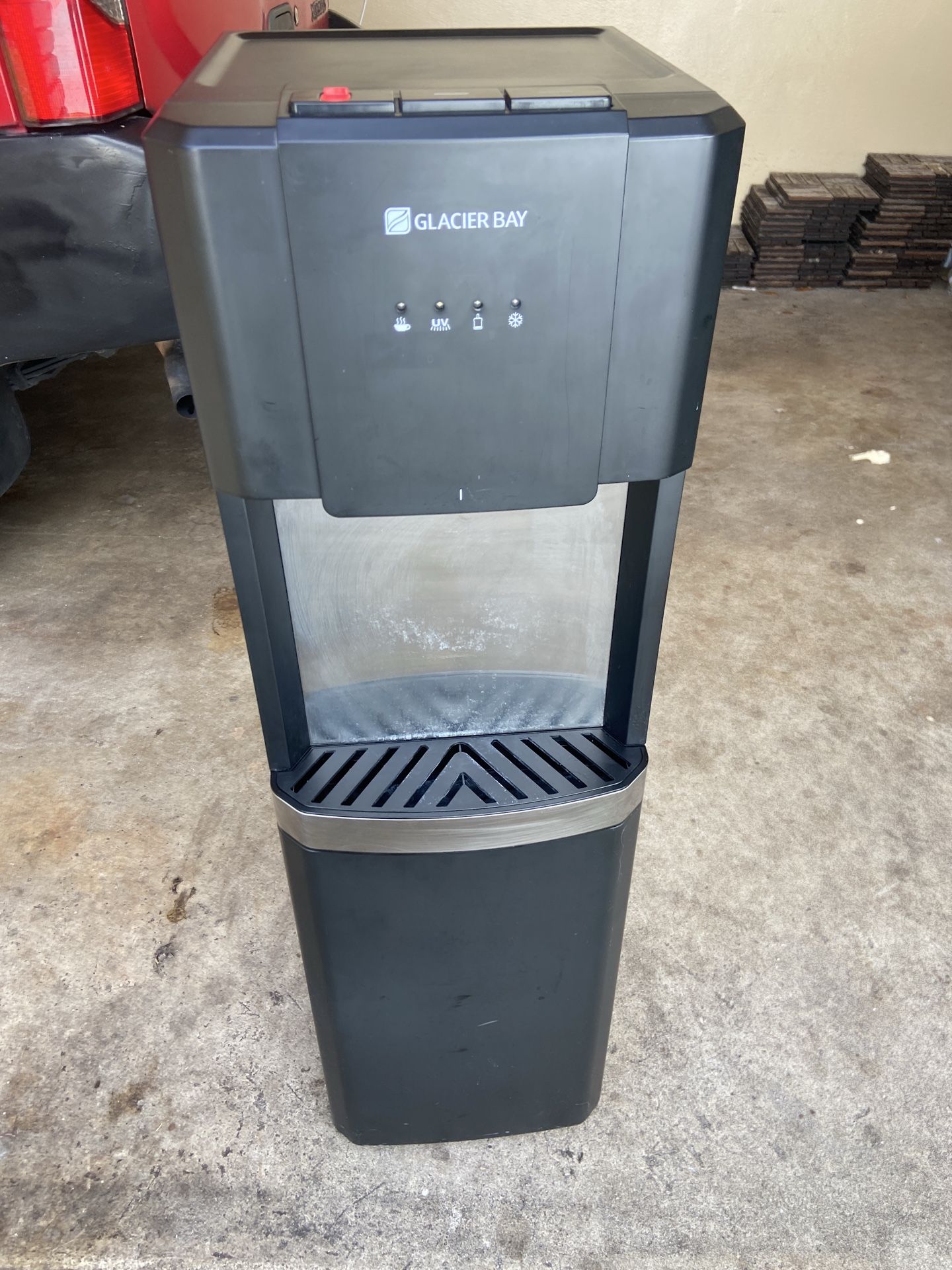Glacier Bay LY619 Matte Black Stainless Steel Bottom Load Water Dispenser