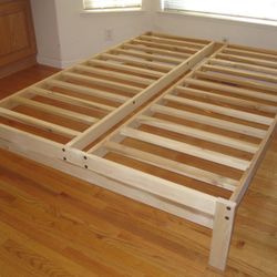 Solid POPLAR hard wood QUEEN size platform bed frame ** can deliver ** 
