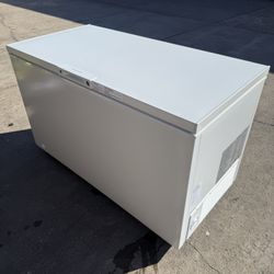 Frigidaire 15 cu. ft. Garage Ready Manual Defrost Chest Freezer in White with LED Light and Adjustab