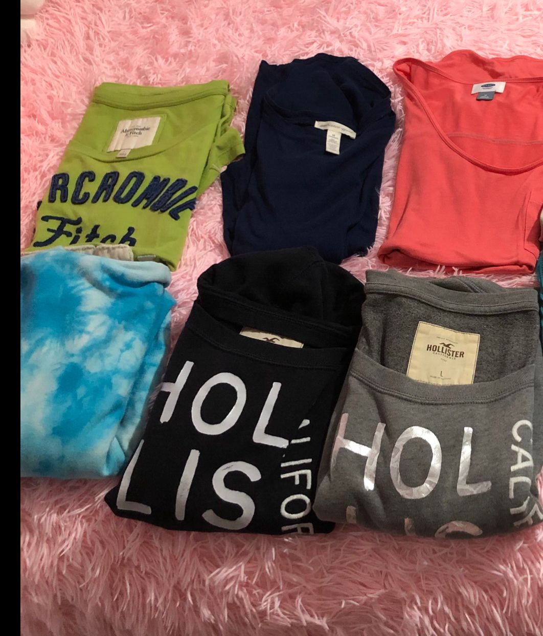 Women’s Shirts & Pants 