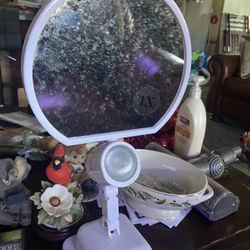 Light Up Mirror On Stand