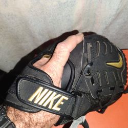 New Nike Professional 11.75 baseball/softball glove