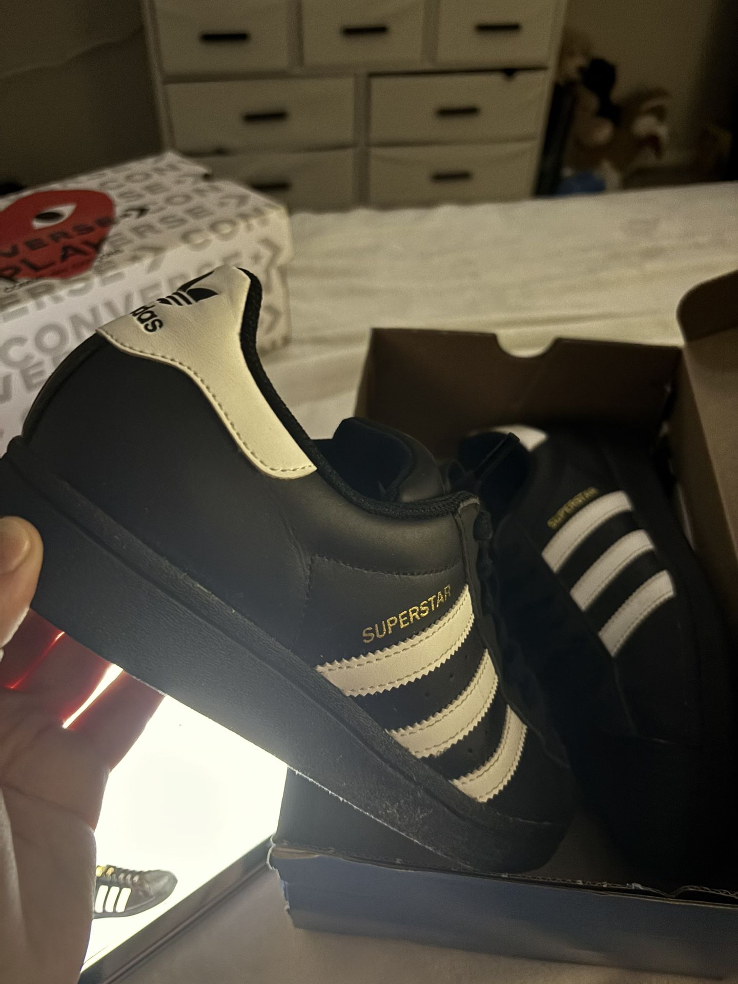 adidas shoes superstar (hard shell toe)