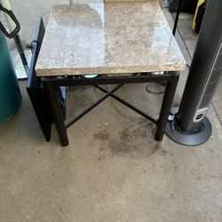 Side Table / Mesa Para Lámpara 