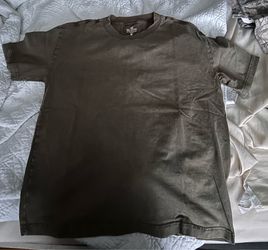 faded green hollister shirt