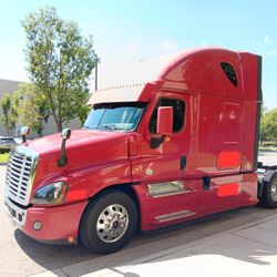 Freightliner Cascadia Sleeper 