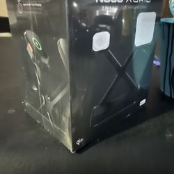 Apple 3-N-1 Charging Station