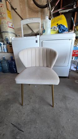 Velvet decorative chair