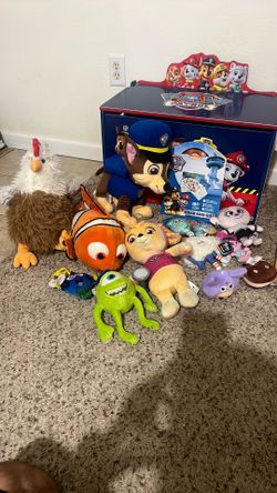 Random stuffed animals Disney paw patrol trolls