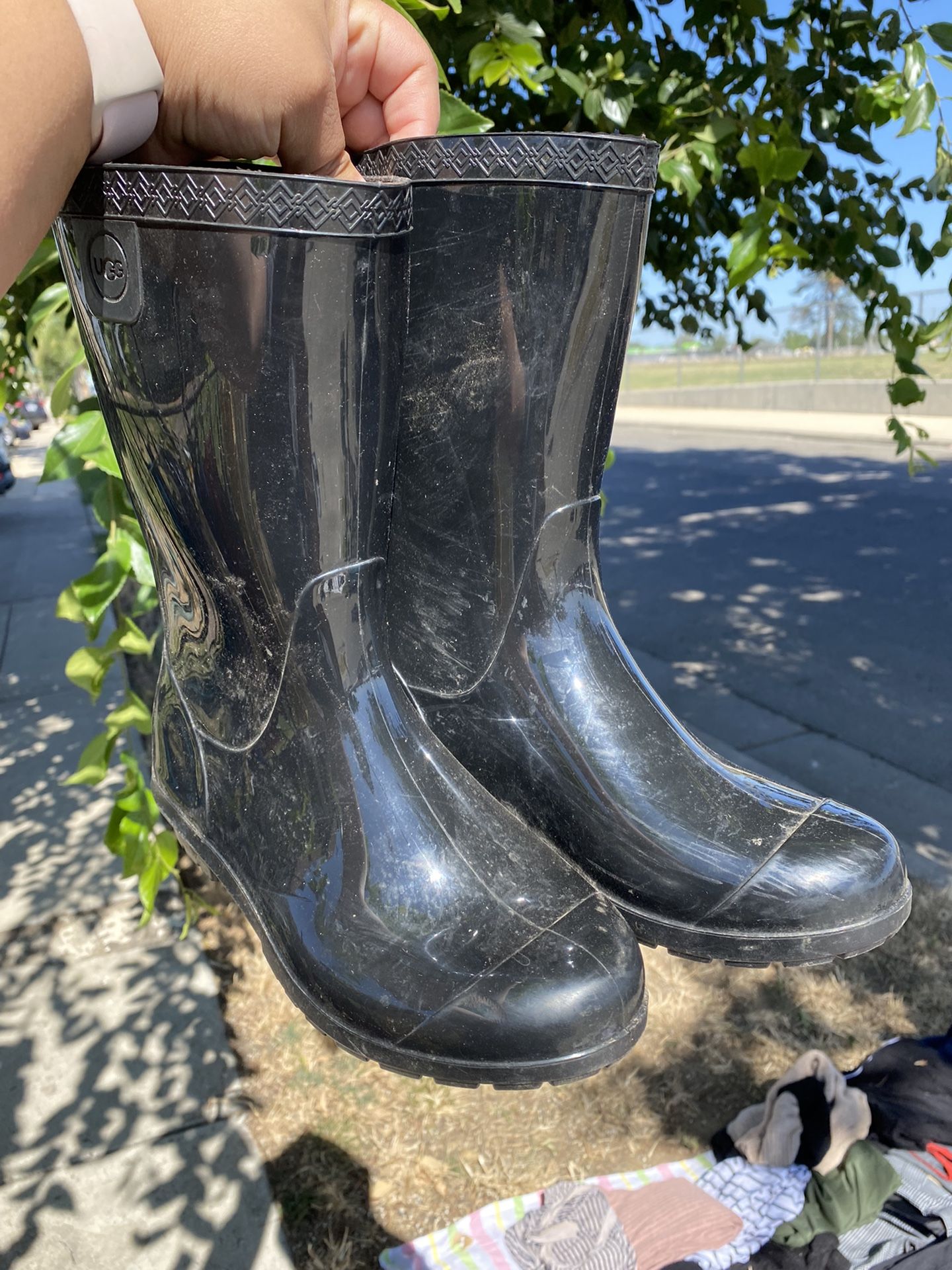 Girl Uggs Rainboots