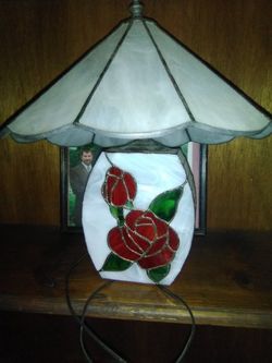 Stain glass lamp with glass shade