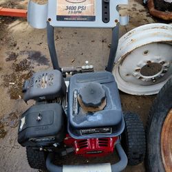 Simpson Pressure Washer 