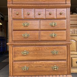 6 Drawer Oak Dresser Chest of Drawers by Bassett