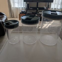 Set Of 3 Clear Storage Containers 