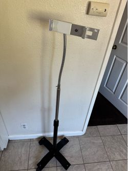 CTA Digital height adjustable floor stand for phones or tablets