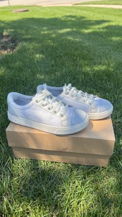 UGG Kids' Calix Glitter sneakers, size 3