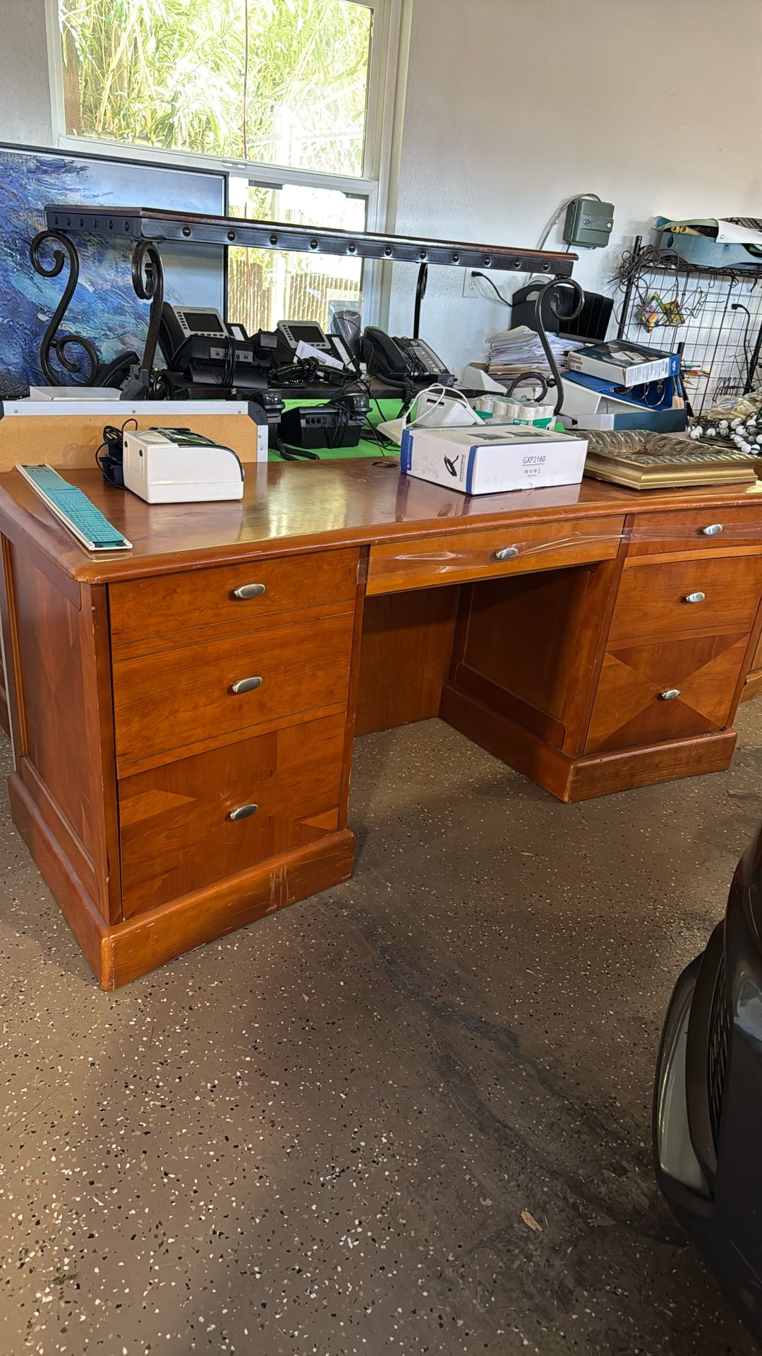 Office Desks Furniture - Make An Offer