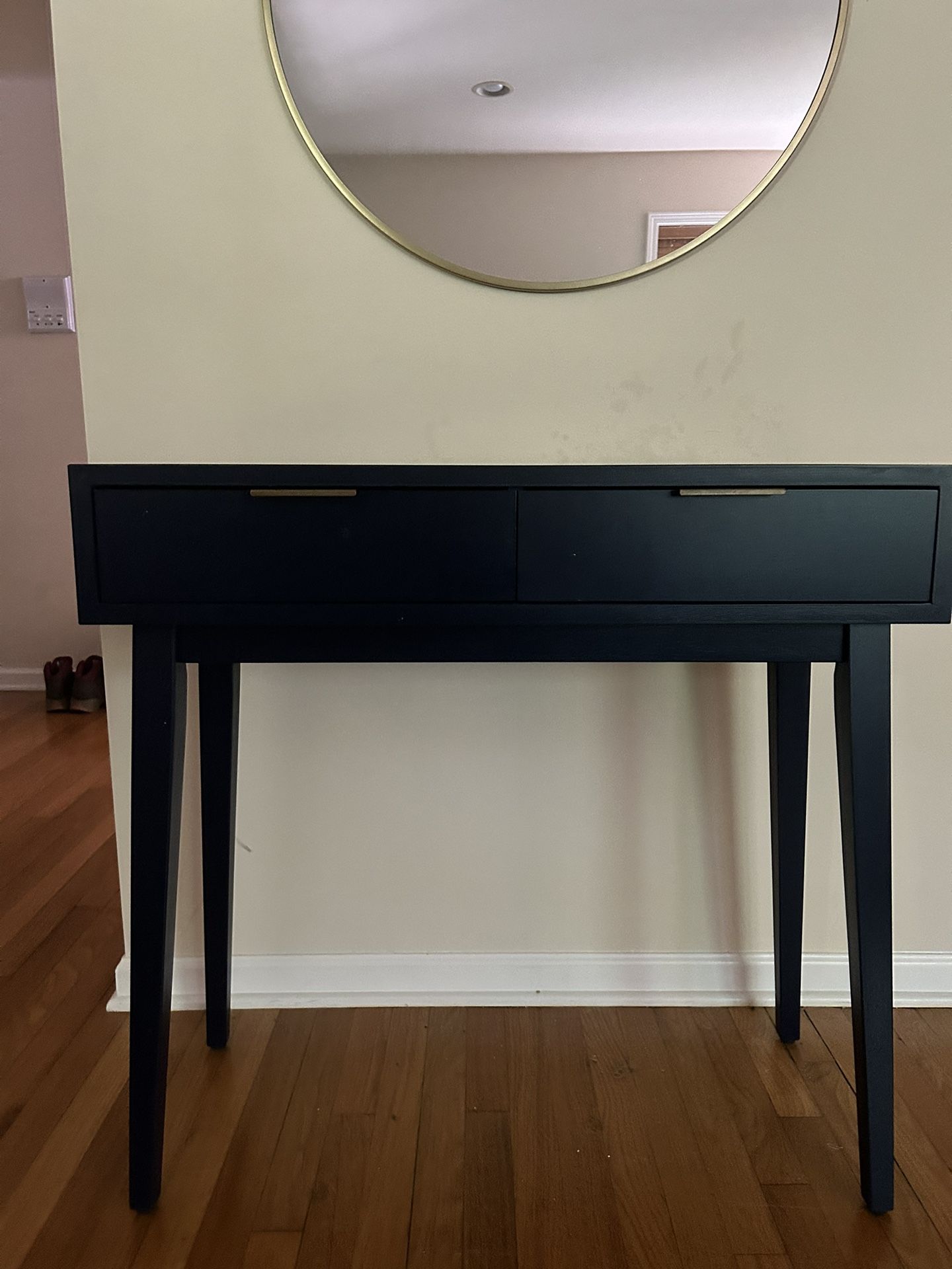 Modern Console Table For Sale for Sale in Chicago IL OfferUp