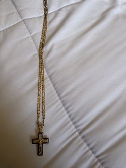 10k solid gold chain w pendent