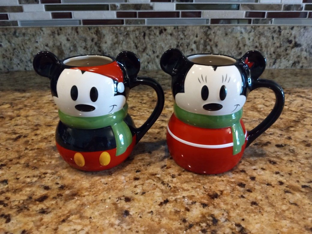 Mickey Mouse & Minnie Mouse Winter Mugs 