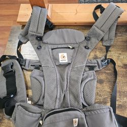 Ergobaby Omni Breeze Carrier - Grey