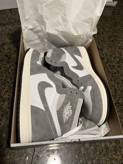 Air Jordan 1 Retro High OG “Washed Black”