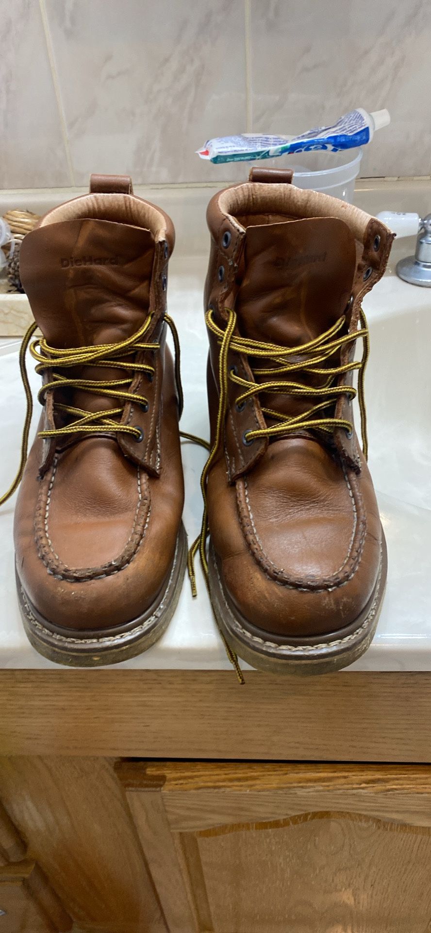 Man Diehard Work Boots Size 10 D $40