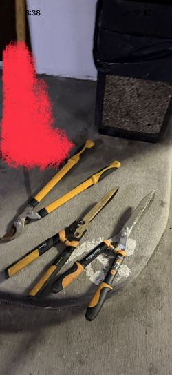 Used Landscaping Tools Asking For $50