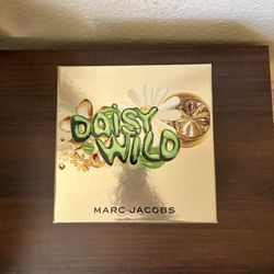 Purfume  Marc Jacobs Daisy Wild