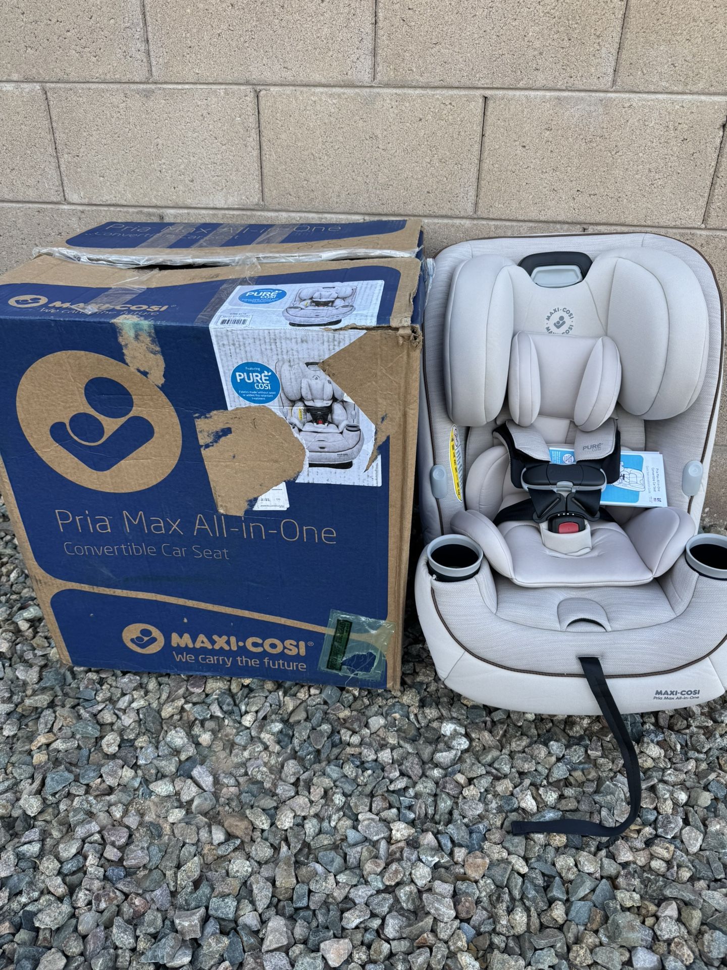 New! Maxi Cosi Pria