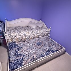 Princess Girl bedroom set dresser and trundle day bed