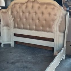 Beautiful King Bedroom Set by Michael Amini Aico 