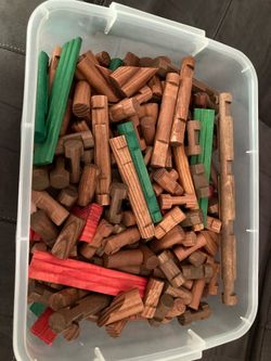 Lincoln logs in bin.    Cash only.  Bin