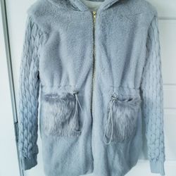 Hoodie Sweater Zip Up