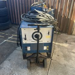 Miller Dialarc 250 - AC/DC