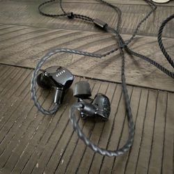 Razer Moray Earbuds