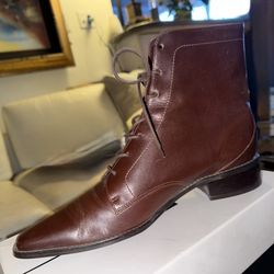Leather boots by LOFT 