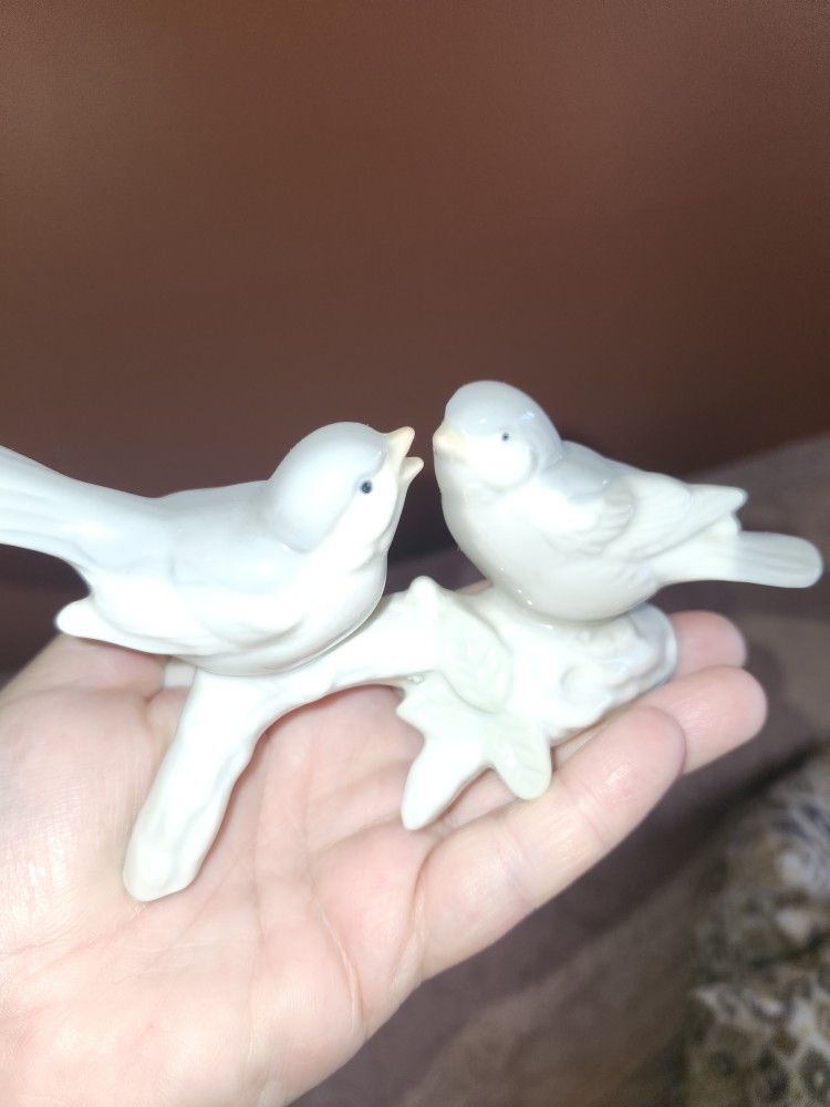 Vintage Statues Japan