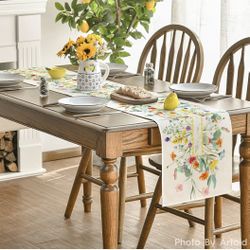 Artoid Mode • Floral Table Runner (13”x90”)