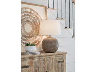 Neavesboro Antique Brown/White Table Lamp
