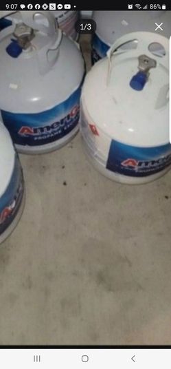 New full propane tanks 40 each