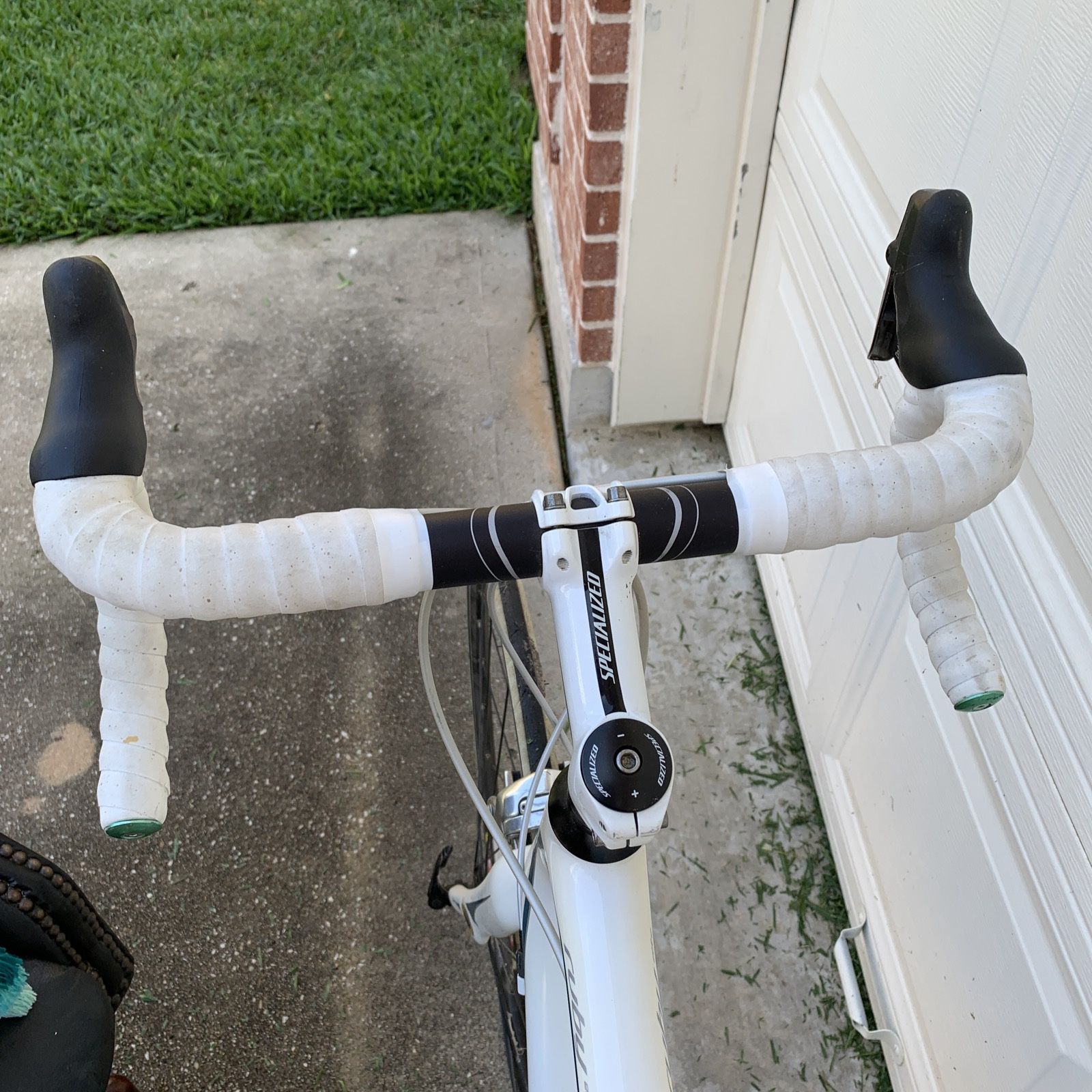 specialized ruby 2018 ladies carbon road bike white